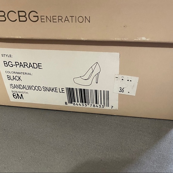 BCBGeneration Parade Heels Size 6 - Picture 11 of 13